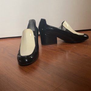 Robert Clergerie black/ivory patent leather heels